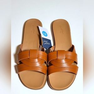 Universal Thread Kenzie Brown Sandals 7.5